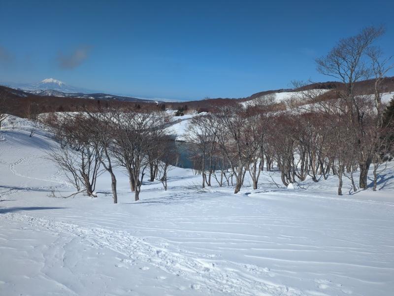 仙人岱から硫黄岳・大岳「コース」を下る