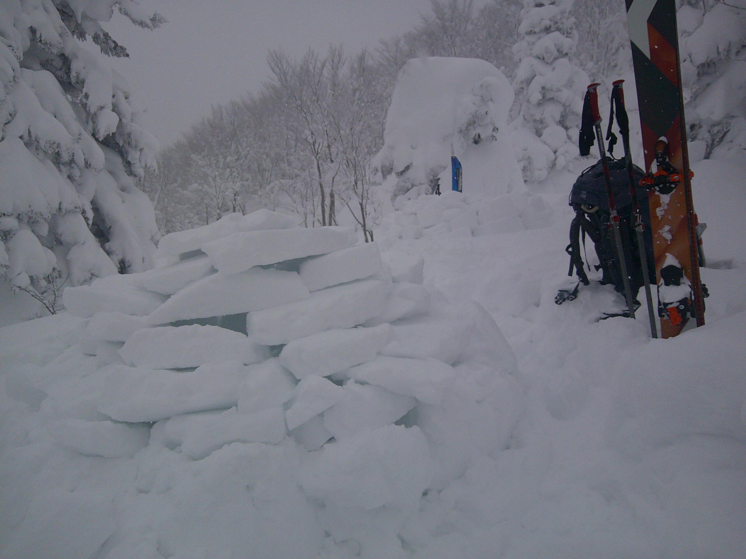 イグル・雪洞の築造演習